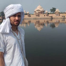 Lee in India