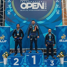 🥇 Lee is a 2026 Gold medallist at the IBJJF Lisbon Open, Masters 2, purple belt, 64 kg division.